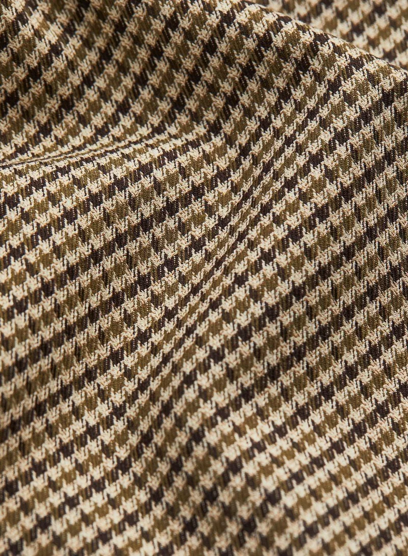 اتش اند ام تنورة ميني بخصر عالي